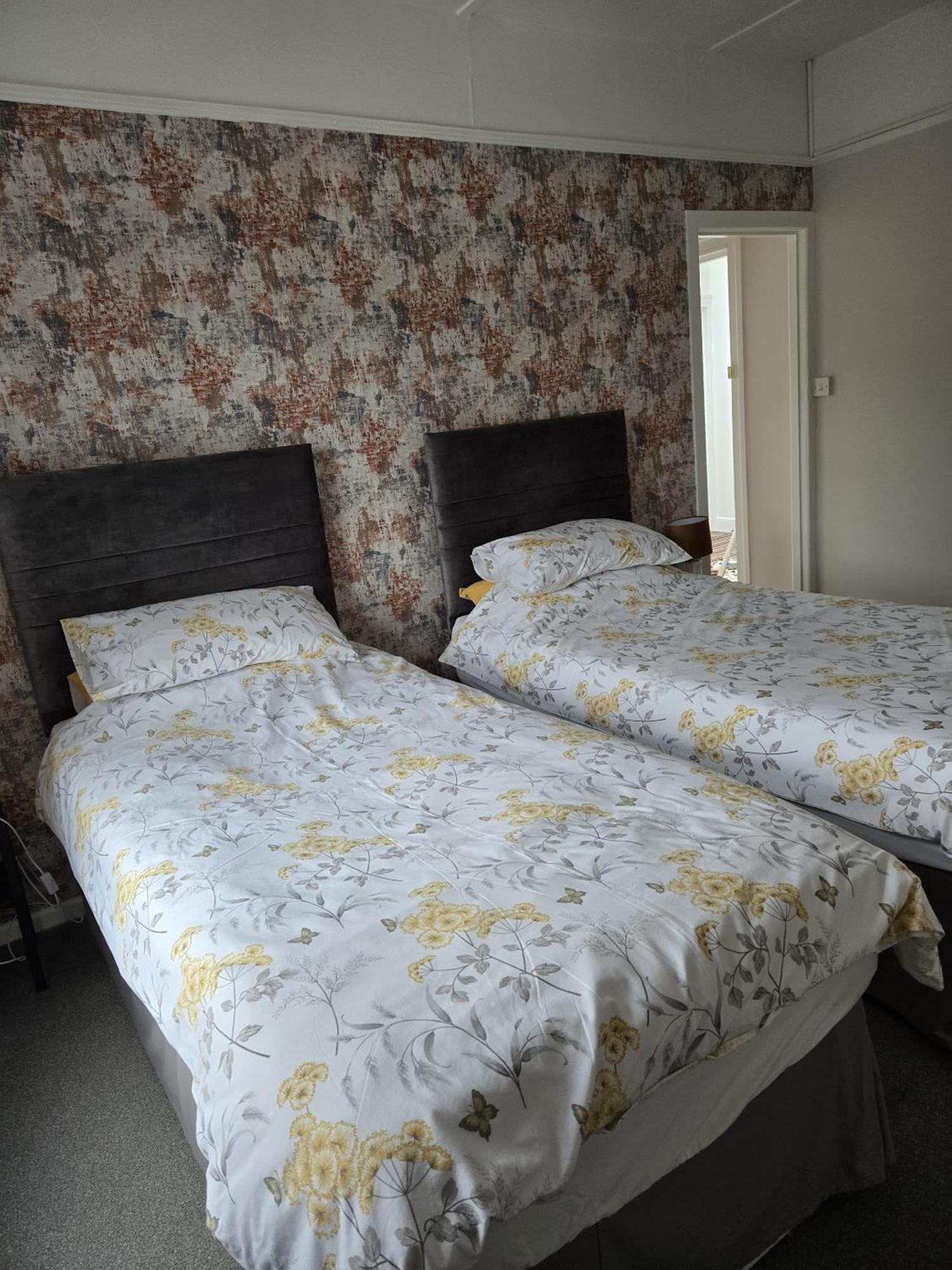 The Rosefield Hotel Weymouth Ruang foto